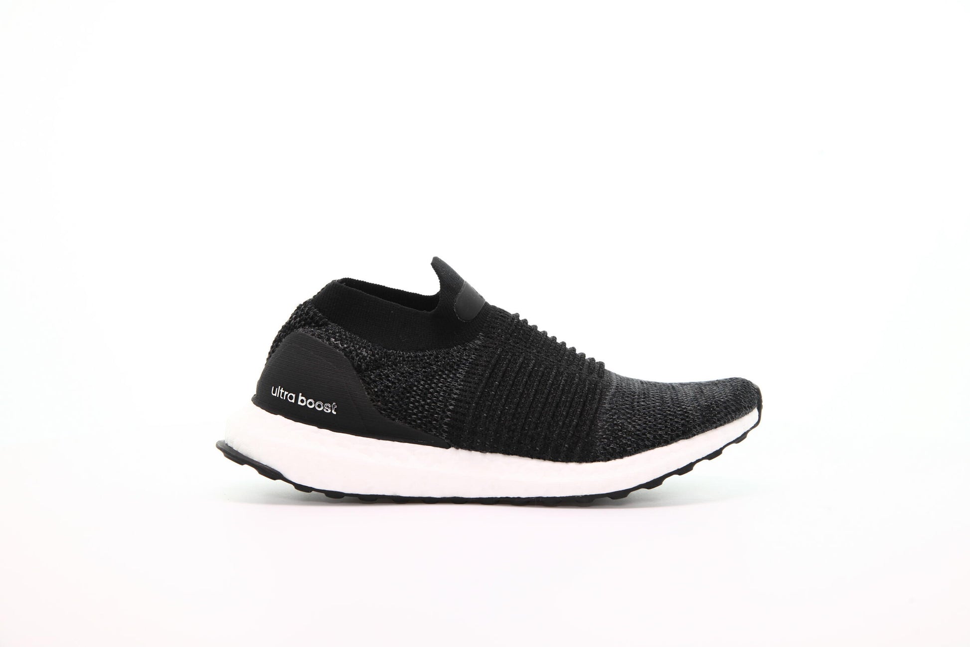 Exclusive adidas Performance Ultraboost Laceless W "Core Black" — 3 — Front View