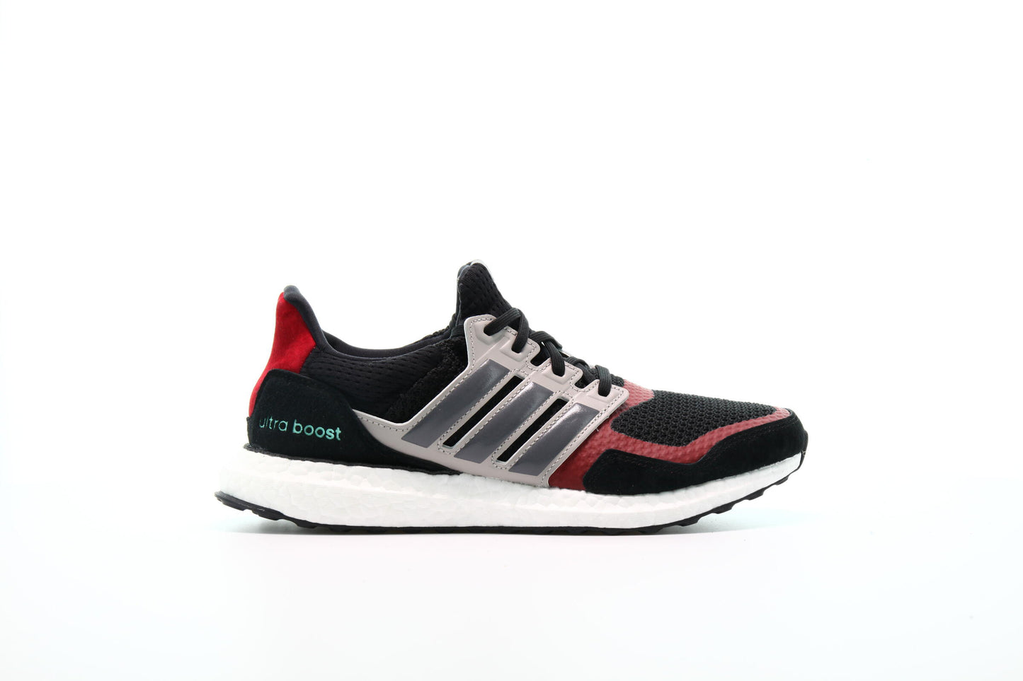 Exclusive adidas Performance Ultraboost S&L "Power Red" — 3.5 — Front View