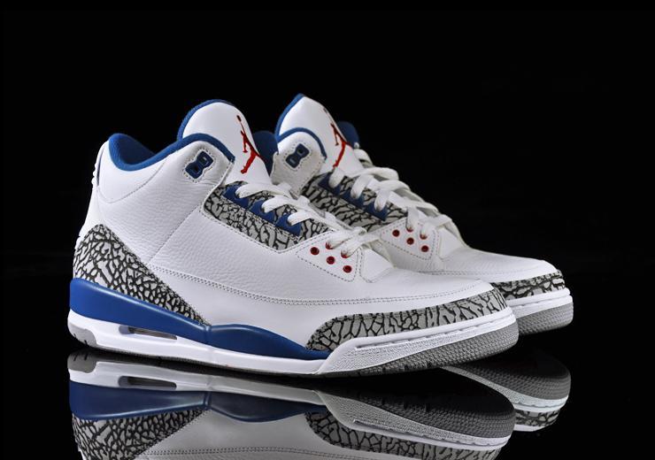 Exclusive Air Jordan 3 (III) Retro — 3.5 — Front View
