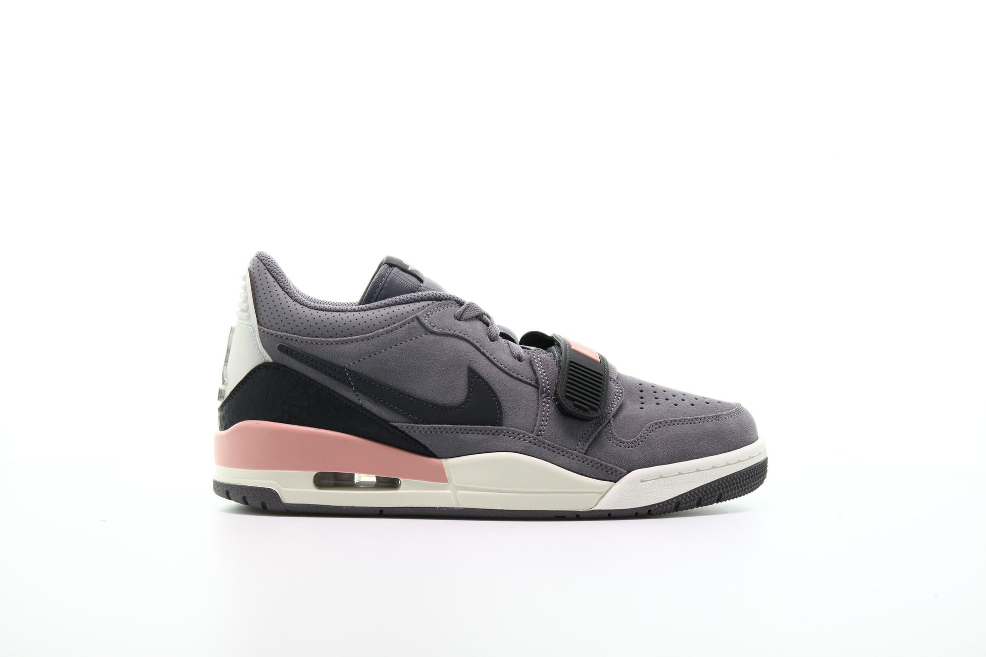 Exclusive Air Jordan Legacy 312 Low "Gunsmoke" — 3.5 — Front View