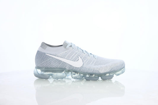 Exclusive Nike Air Vapormax Flyknit "Pure Platinum" — 3.5 — Front View
