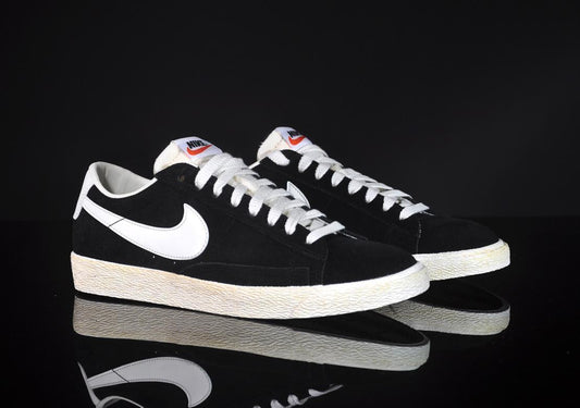 Exclusive Nike Blazer Low Premium VNTG — 3.5 — Front View
