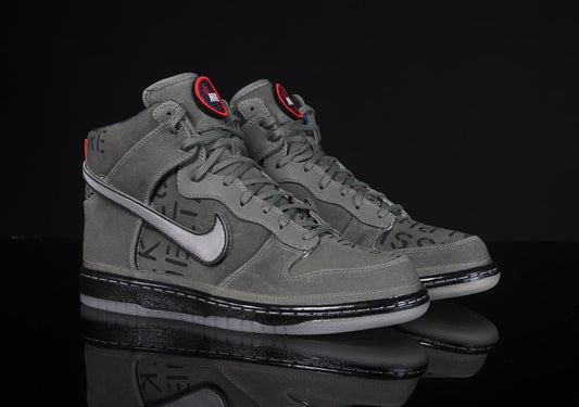 Exclusive Nike Dunk High Premium QS — 3.5 — Front View