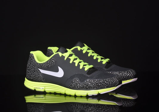 Exclusive Nike Lunar Safari+ — 3.5 — Front View