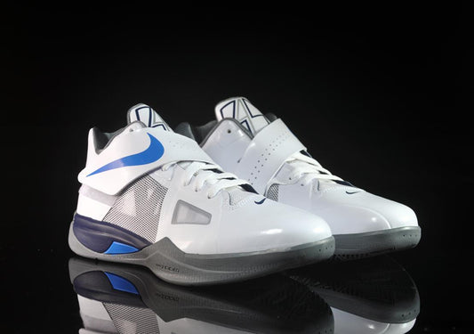 Exclusive Nike Zoom KD 4 (GS) — 3.5 — Front View